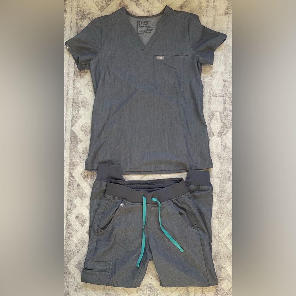 Gray T-Shirt and Joggers Set